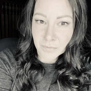 Meet your Posher, Corrina